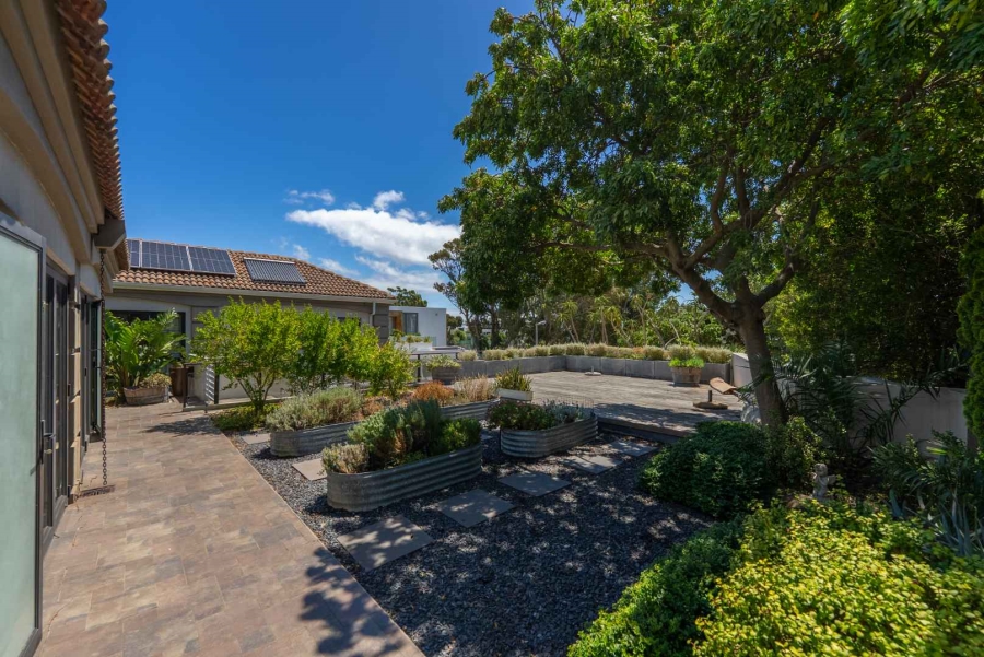 4 Bedroom Property for Sale in Camps Bay Western Cape